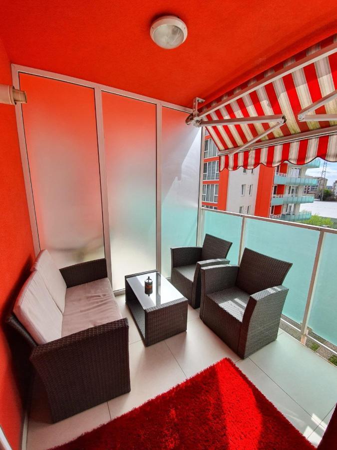 Royal Central Apartament Oradea Exterior foto